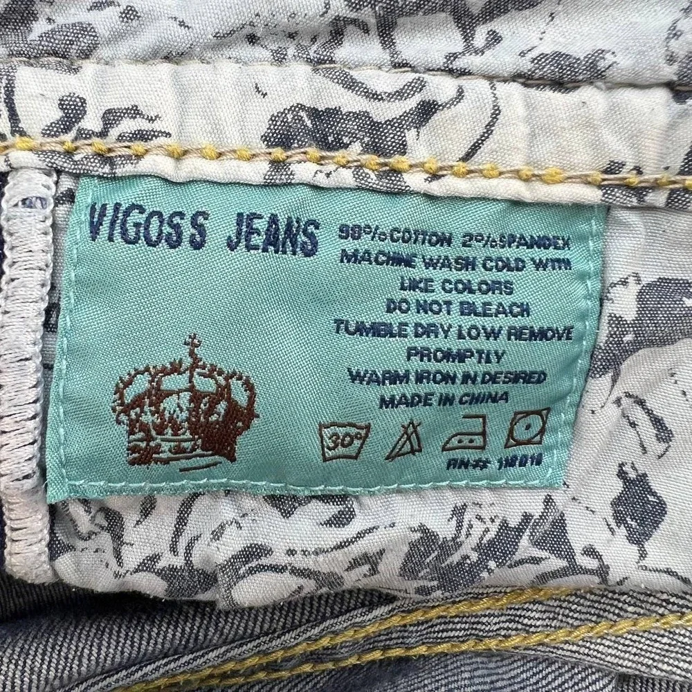 Vigoss Women's Denim Shorts Size 13/14 Embroidered Button Flap Pockets - Picture 11 of 13